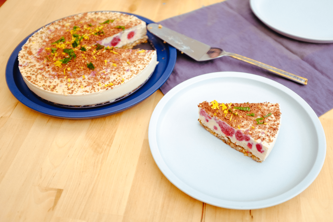 4-lemon-and-raspberry-cheesecake-serving-r