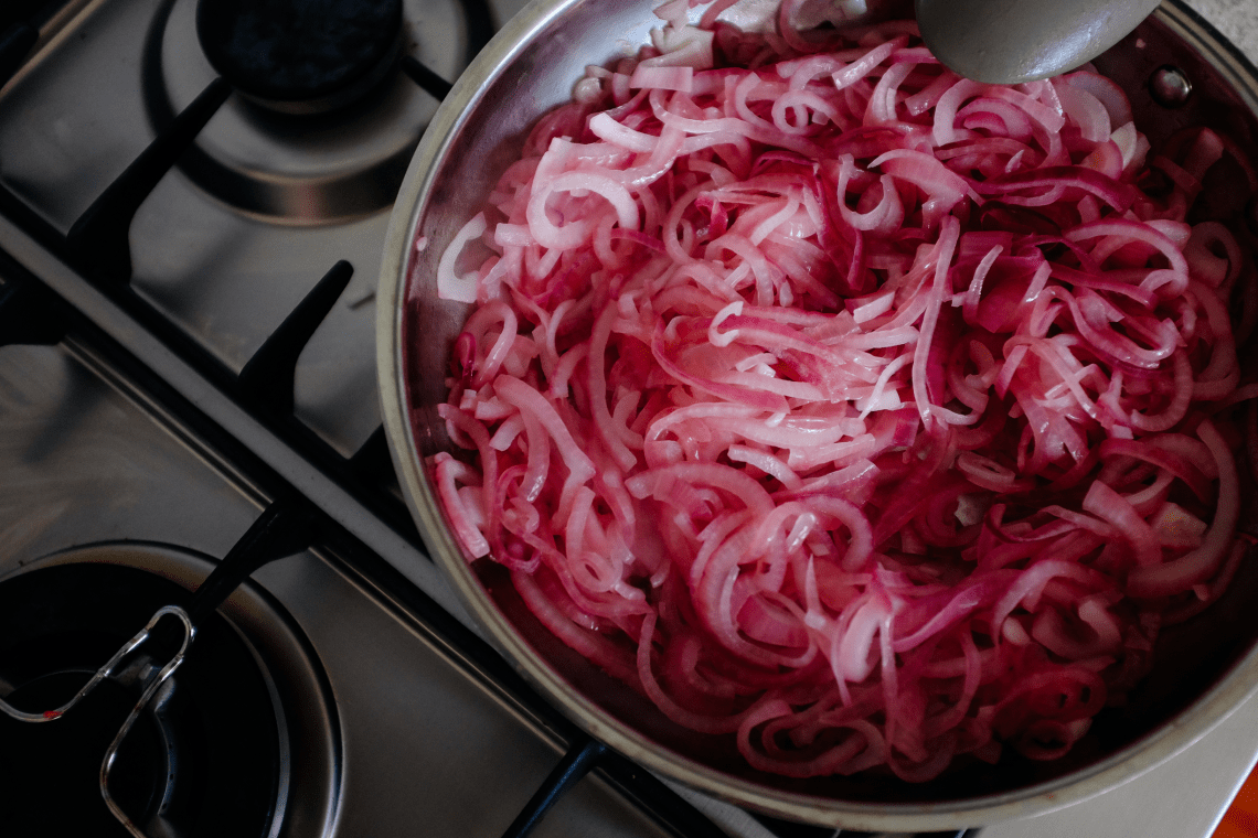 7-green-eggs-and-jam-onions-2-r