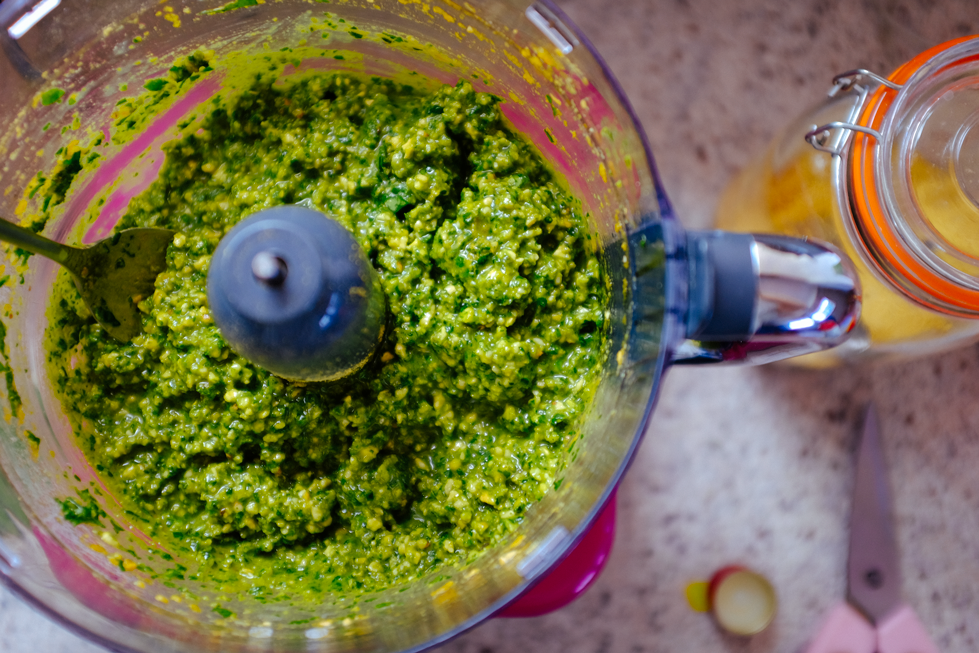 3-pesto-r