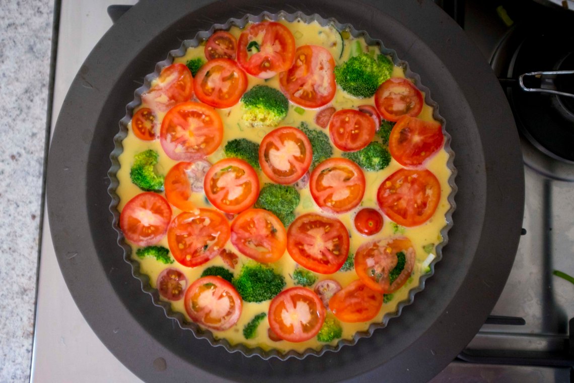 Quiche before cooked r