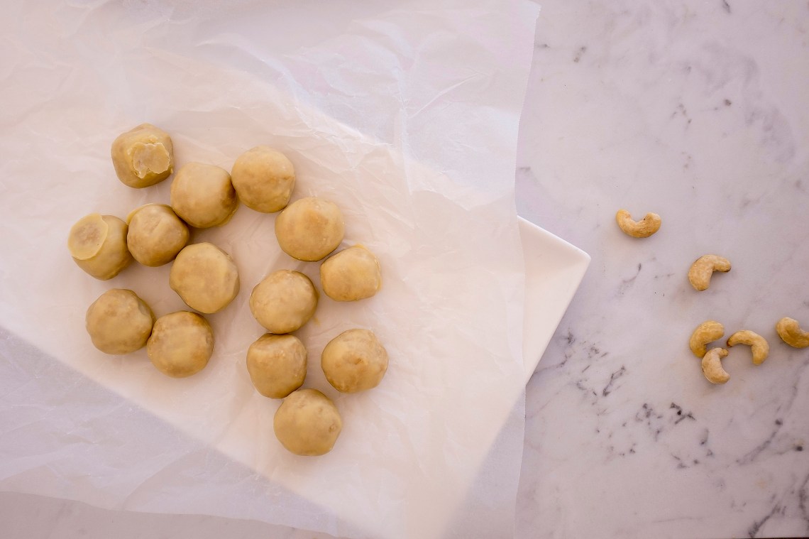 1 Raw cookie dough bites HERO r