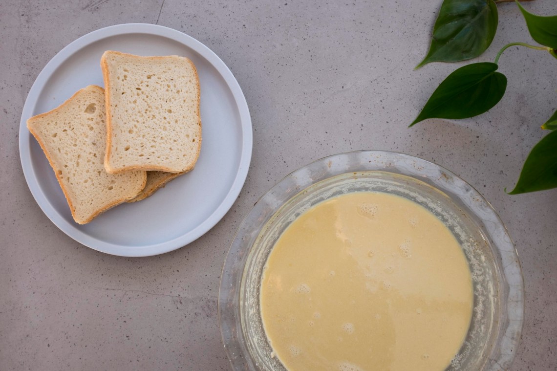 French toast flatlay r